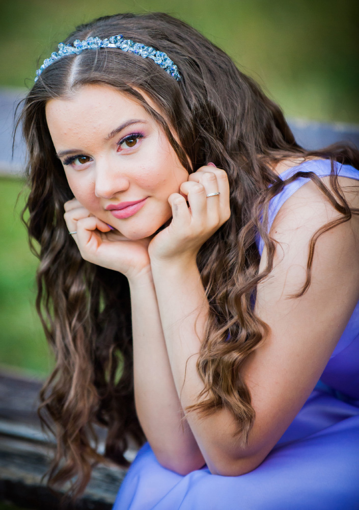 Alexandria Chaliovski Gold new teenage song I am so over U top song music 2022